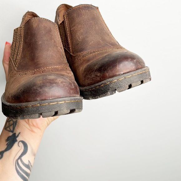 BORN Leather Western Booties - Picture 5 of 8